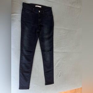 Women’s Levi’s 710 jeans size 25